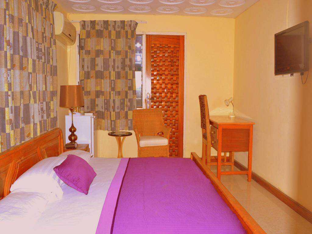 Hotel Loreto Cape Coast Zewnętrze zdjęcie